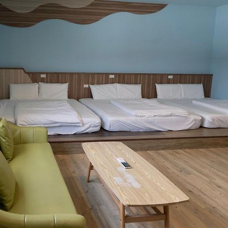 White Card Free Diving Hostel Xiaoliuqiu Exterior photo
